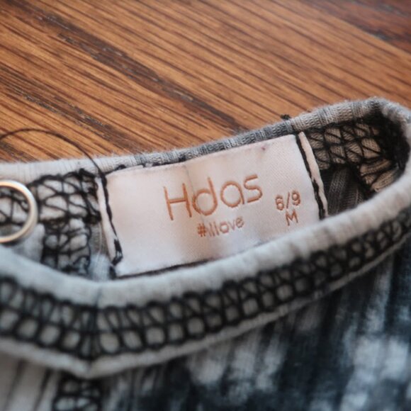 6 pcs Baby boy bundle, size 6-12 months - Picture 9 of 9